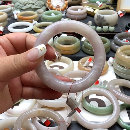 石英质玉手镯未镶嵌小****头