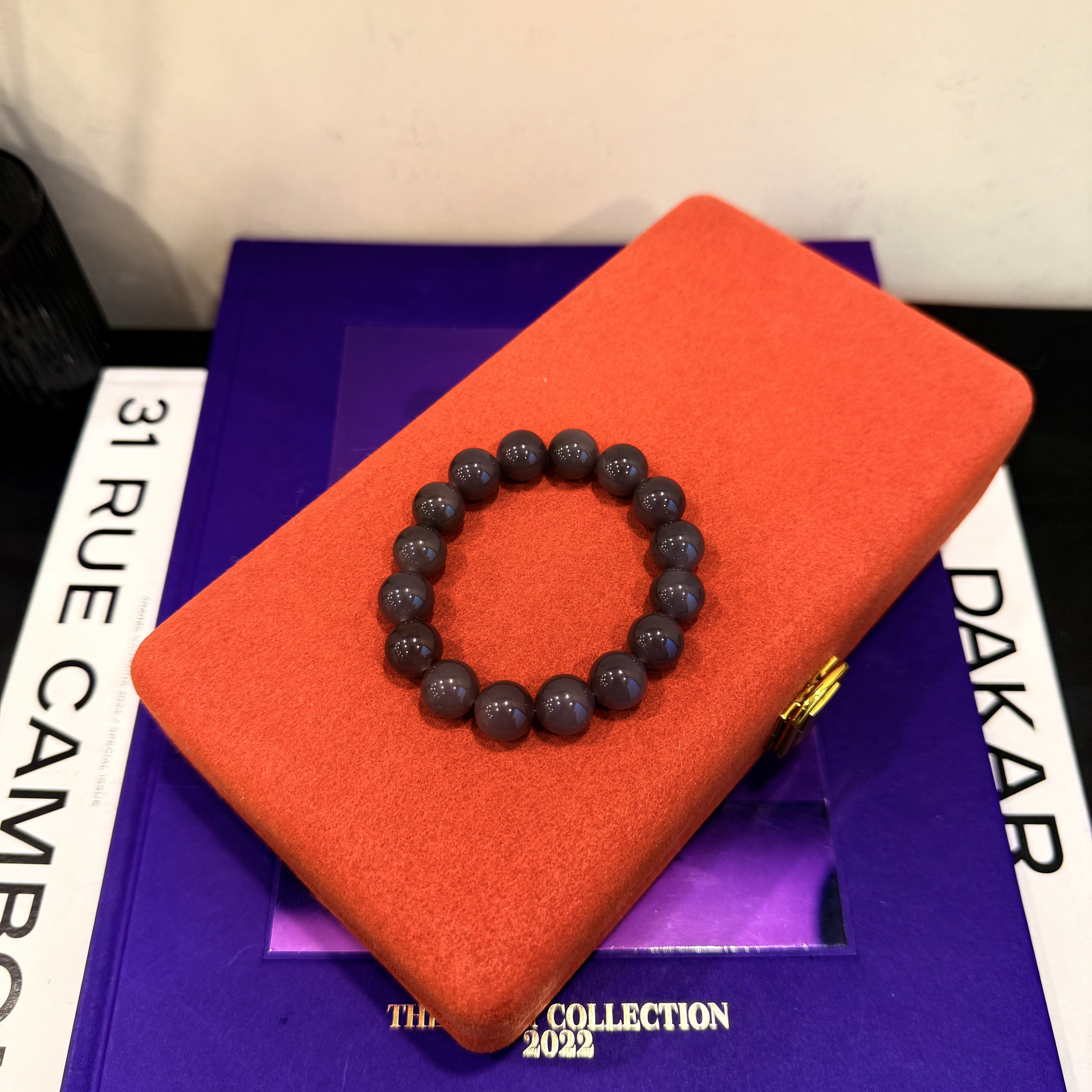 壹屿珠宝     112108    和田玉典藏级手饰    