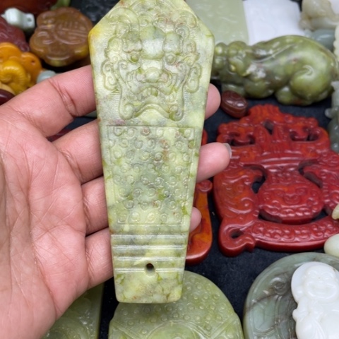 蛇纹石玉颈饰未镶嵌29