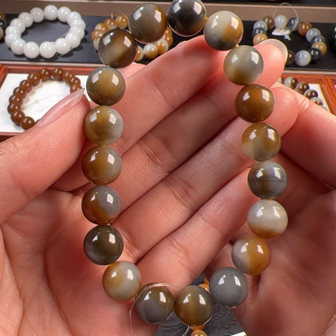 未镶嵌和田玉手链