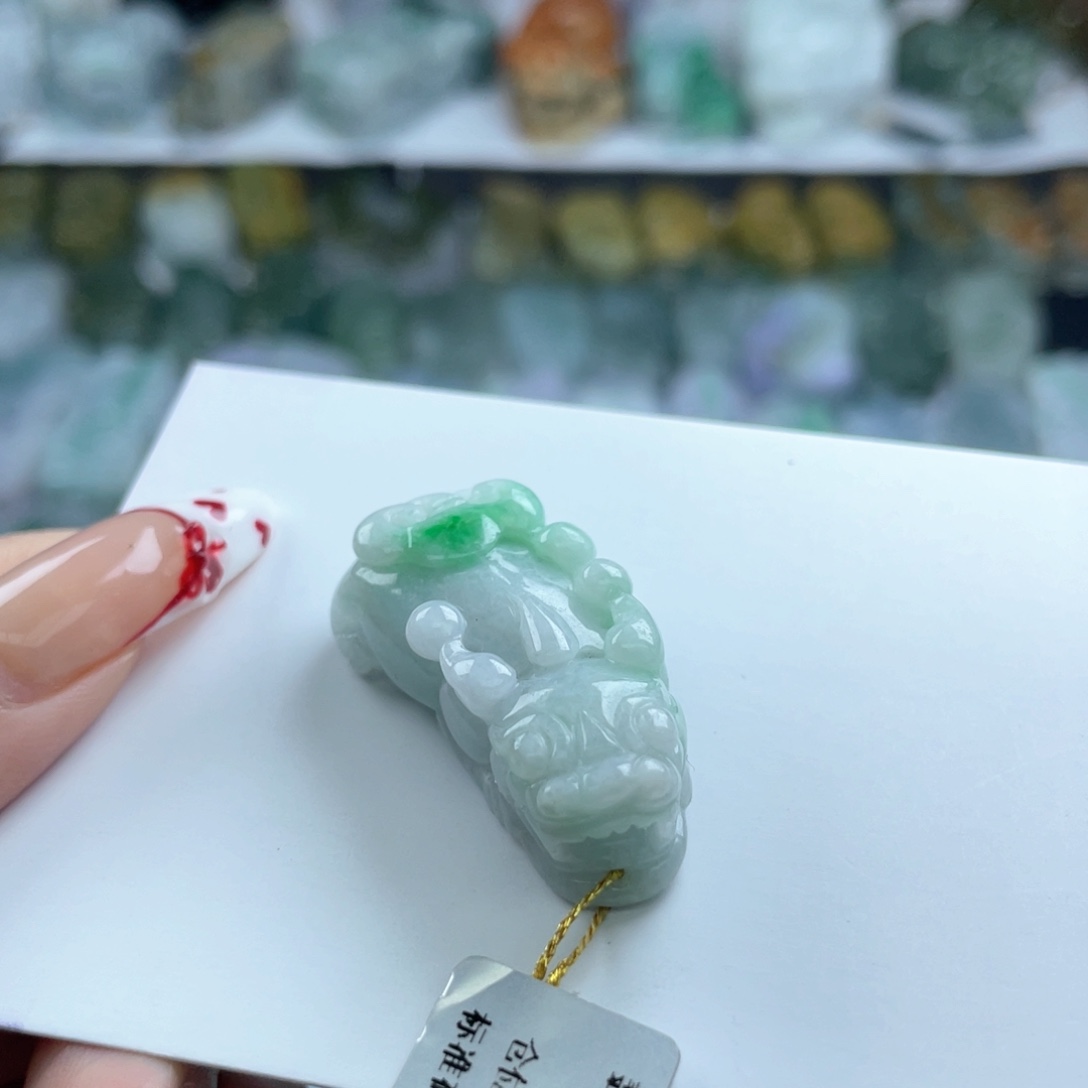 颈饰未镶嵌翡翠貔貅59
