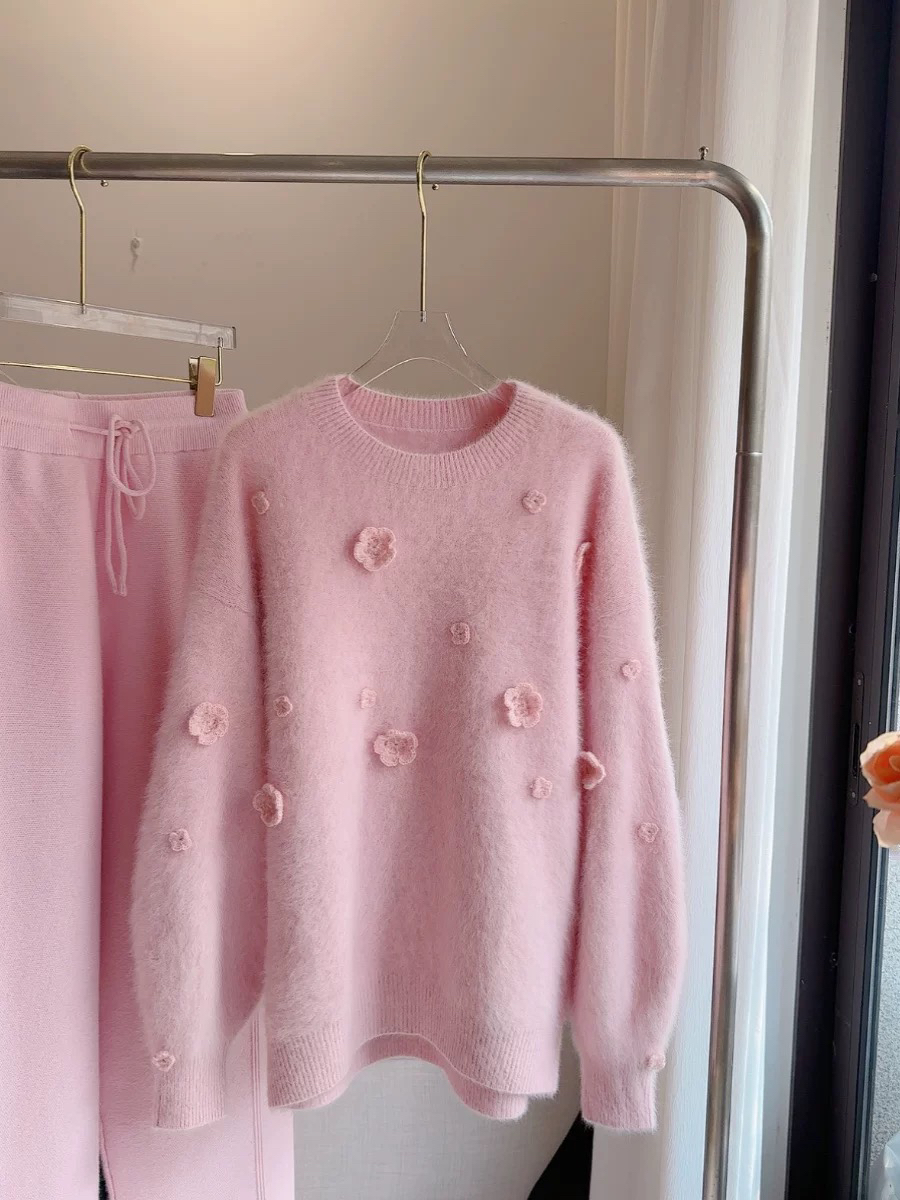 新年专属红色粉色狐狸绒手工小花刺绣长款套头毛衣