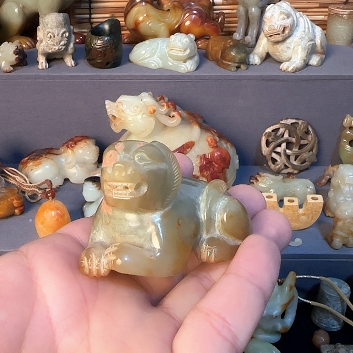 和田玉（糖玉）颈饰未镶嵌猎**击