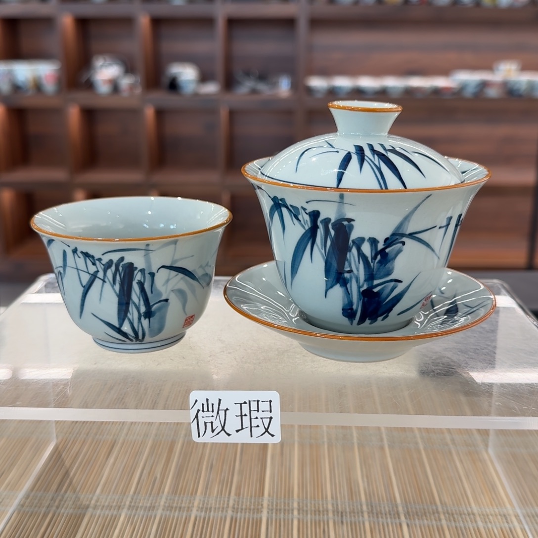 釉下手手绘茶具微瑕