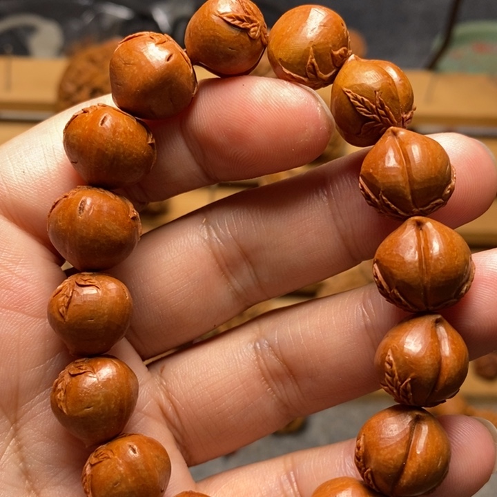 桃核手工雕刻寿桃手串