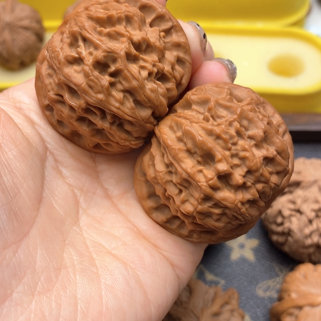 文玩核桃把件47尺精品金麒麟