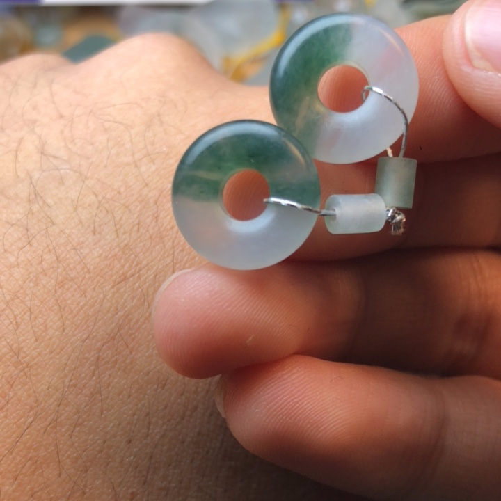 定制翡翠未镶嵌挂件