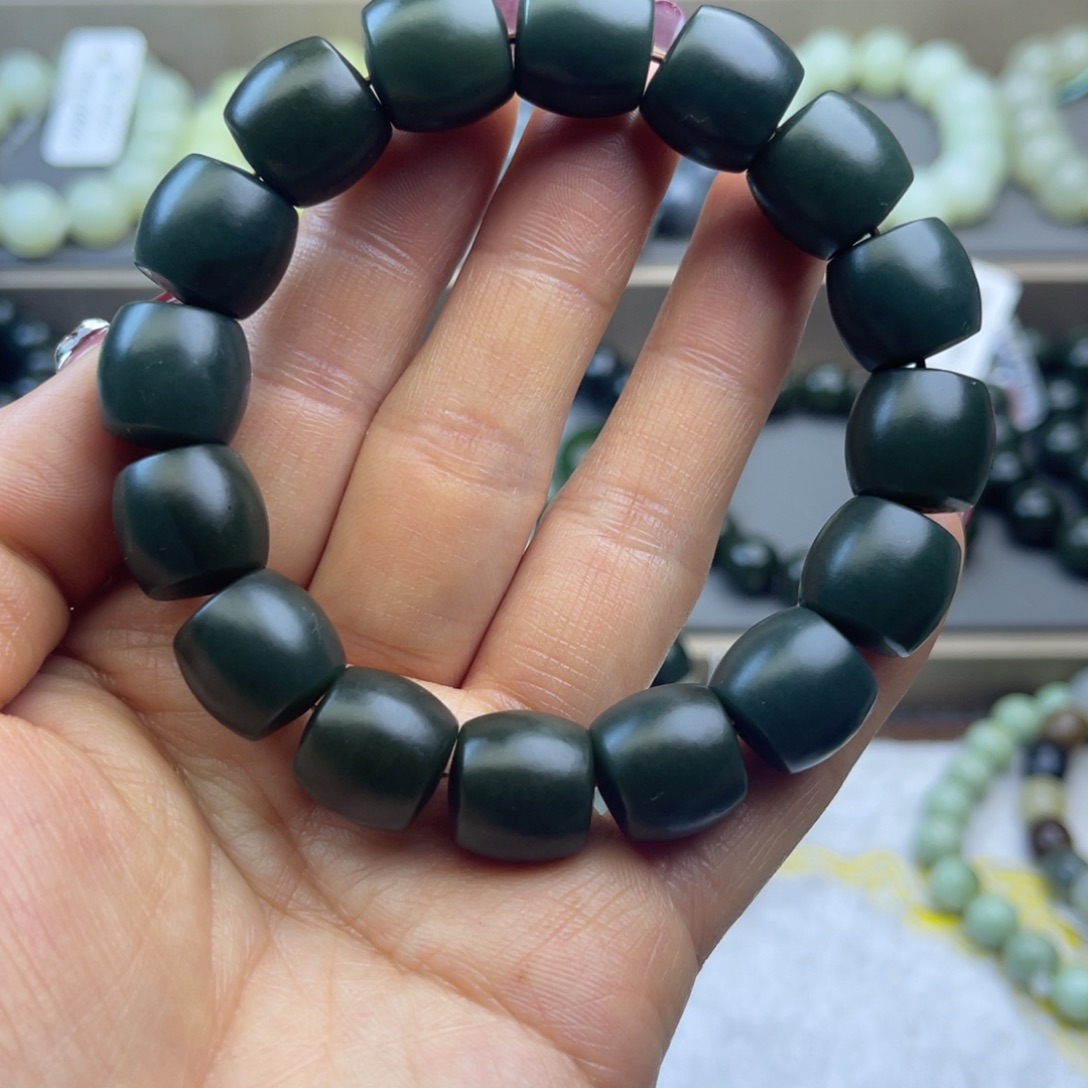 和田玉手链未镶嵌