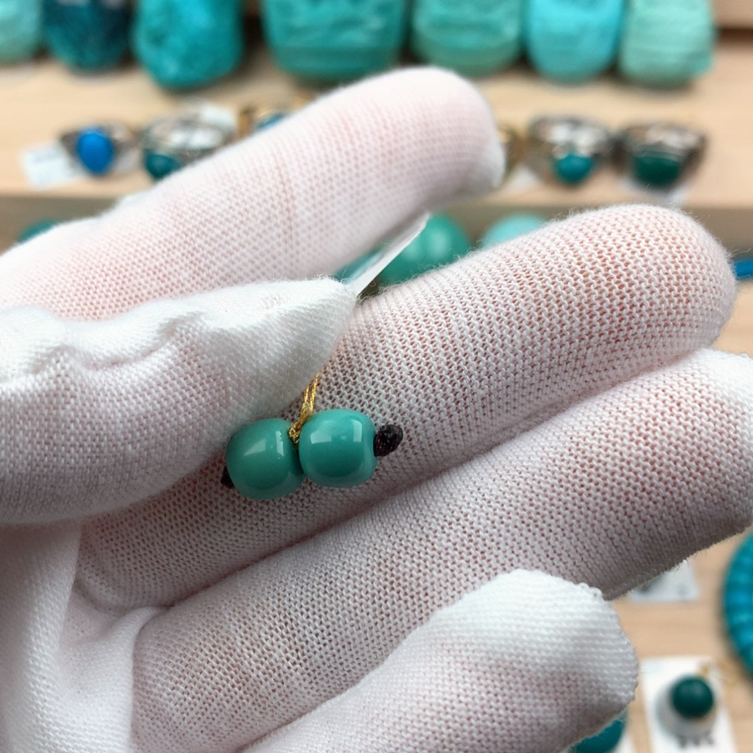 绿松石配饰未镶嵌7.*6mm