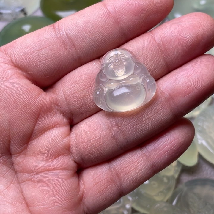 岫玉吊坠(赠链)未镶嵌绿***?