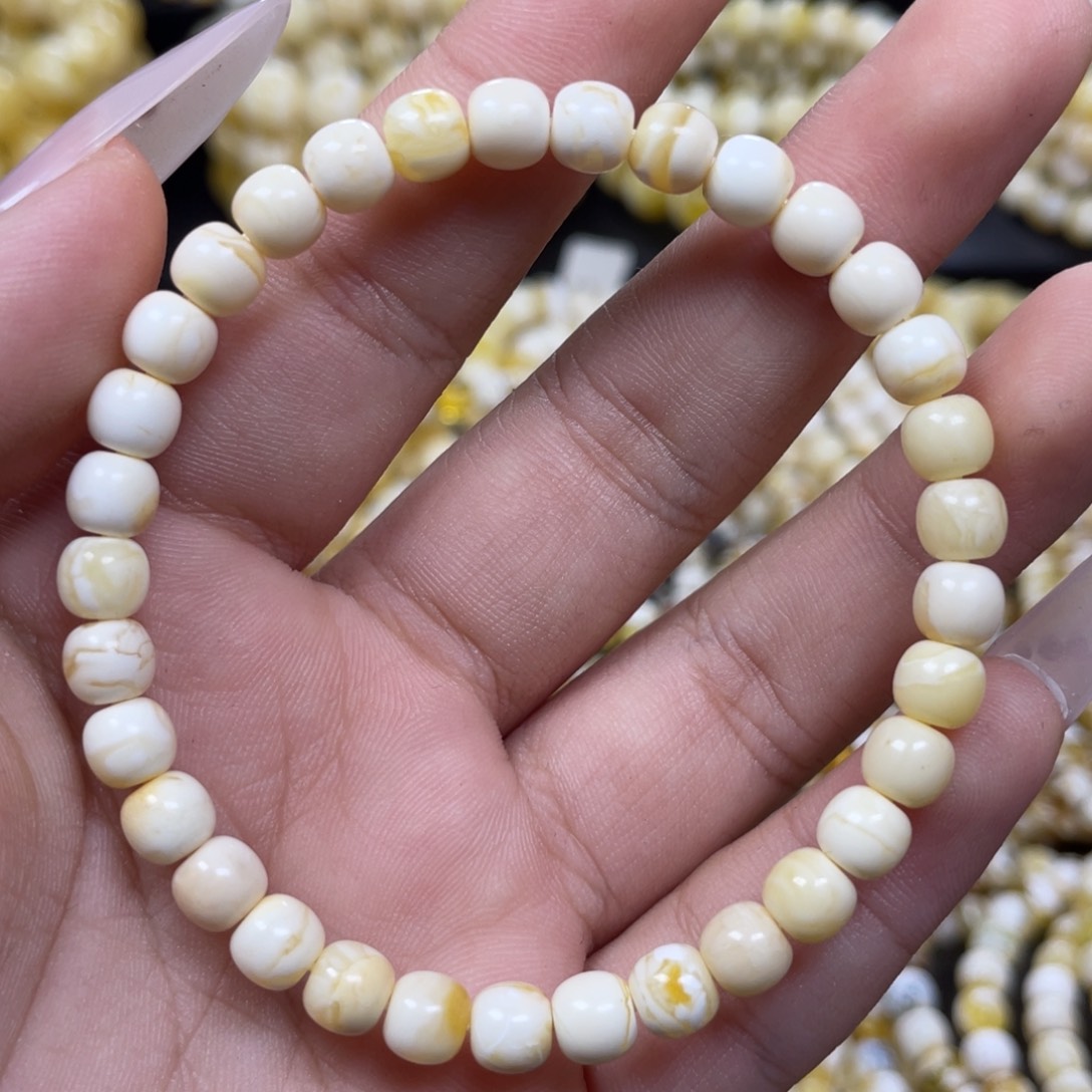 蜜蜡未镶嵌珠宝奇石6m