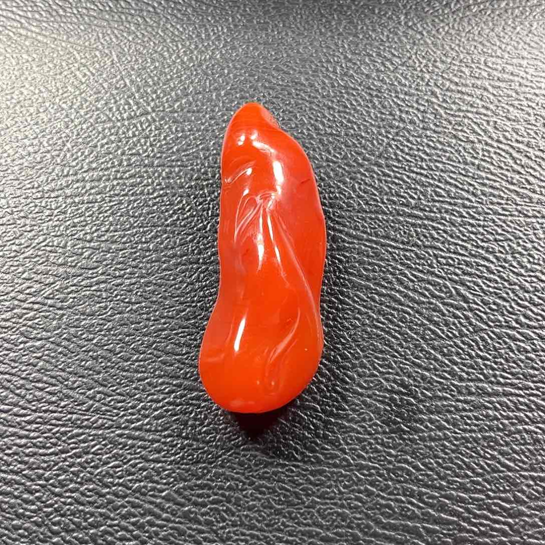 南红玛瑙随型未镶嵌洞子料30克