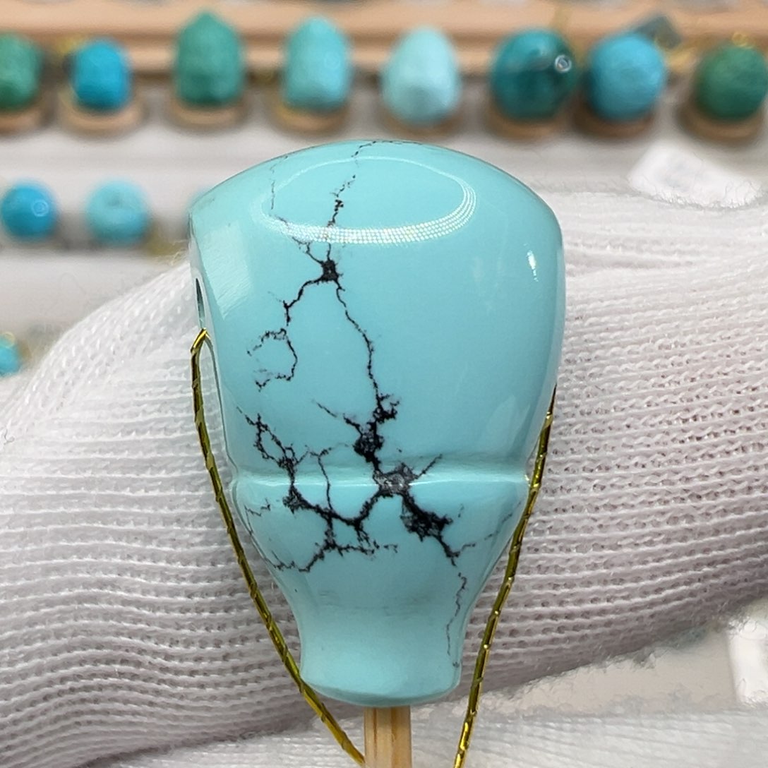 绿松石配饰未镶嵌