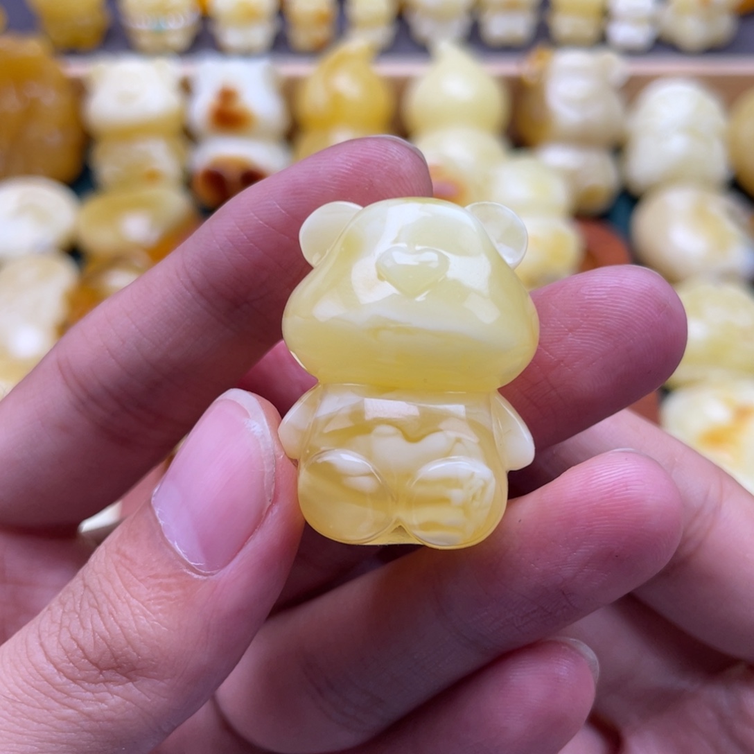 玉***橱琥珀未镶嵌裸石蜜蜡