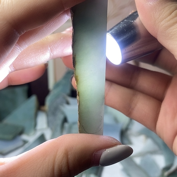 翡翠未镶嵌手链3333