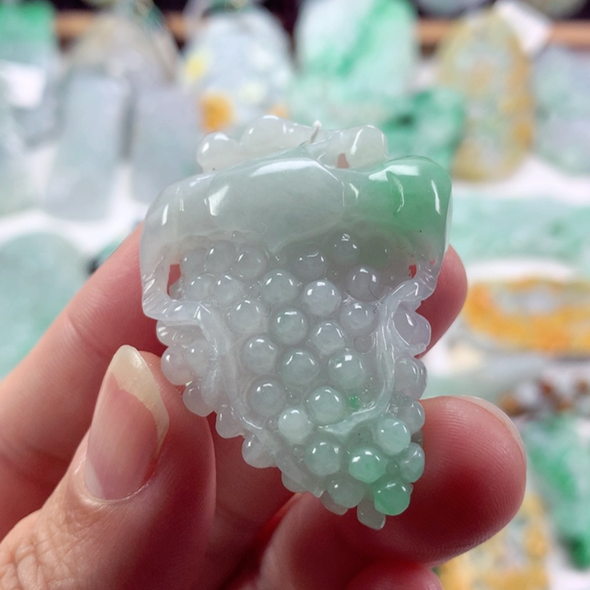 【闪购商品】翡翠吊坠(不含链)未镶嵌