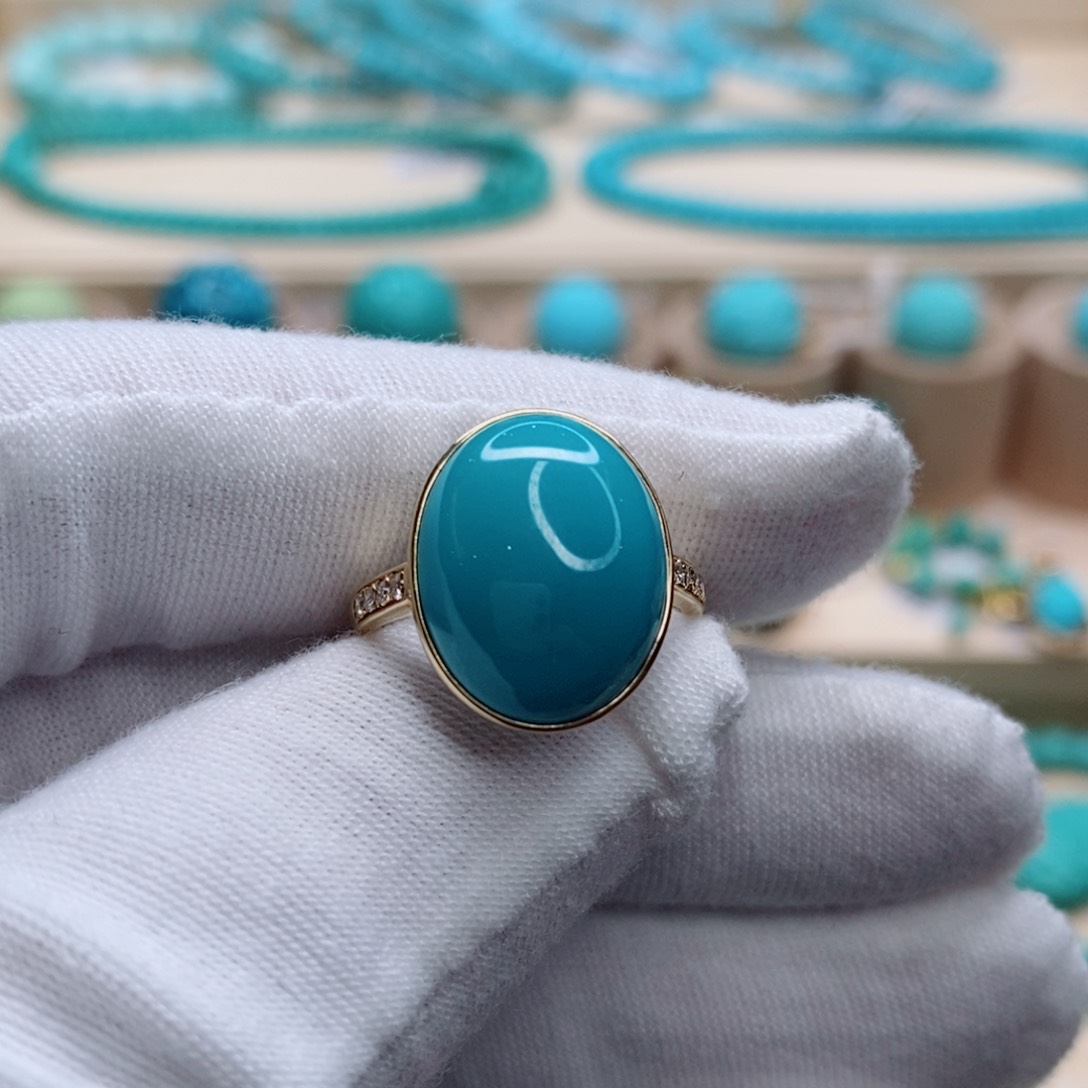 绿松石珠宝奇石18K金镶嵌