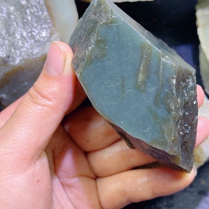 和田玉未镶嵌珠宝半成品