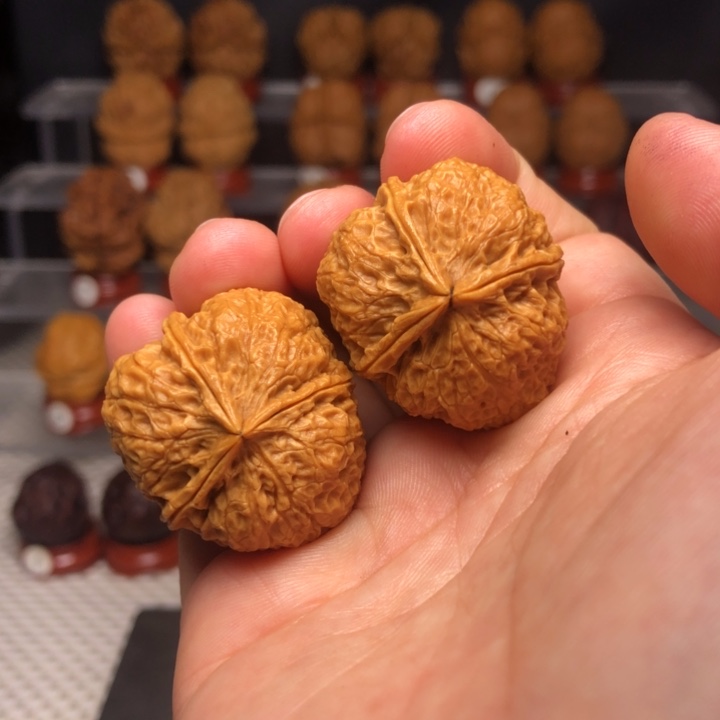 把件文玩核桃3密纹三棱