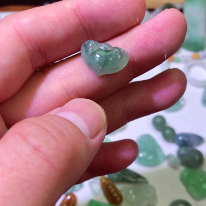 翡翠未镶嵌颈饰天然a货翡翠