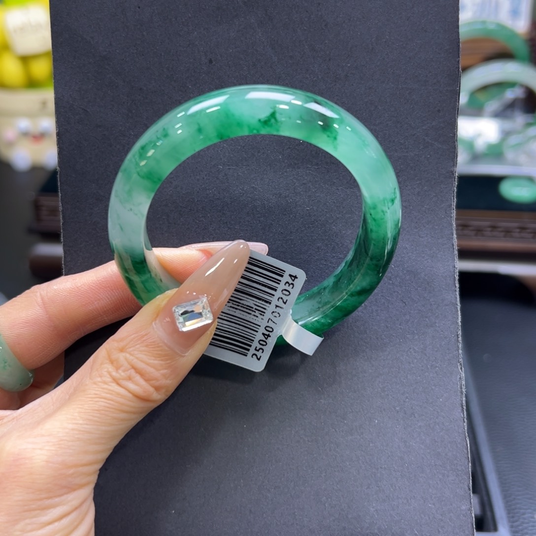 石英质玉（非洲翠）未镶嵌手镯52-53