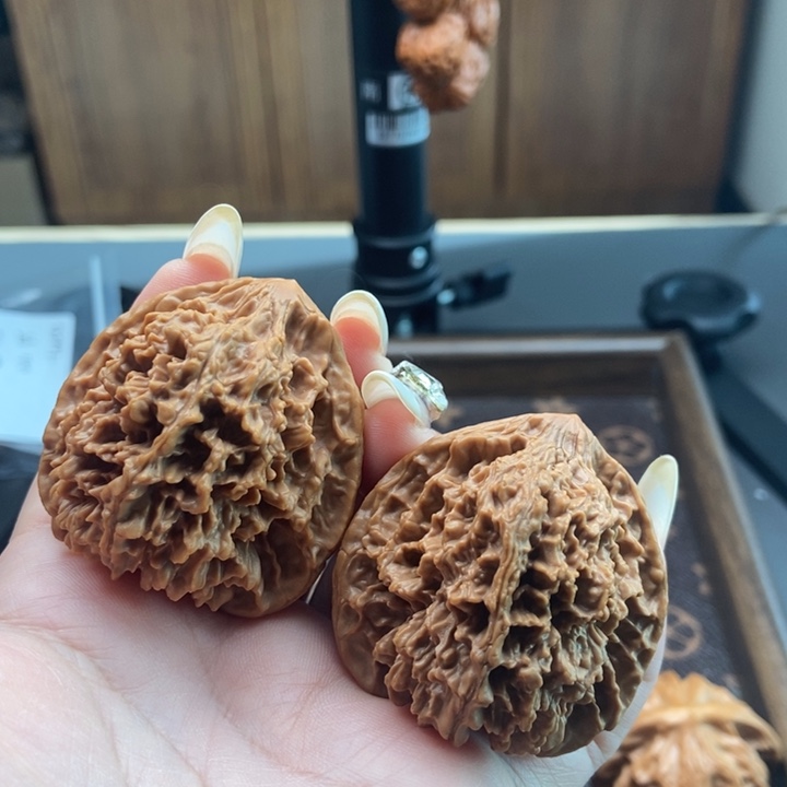 文玩核桃吊坠满天星44尺寸