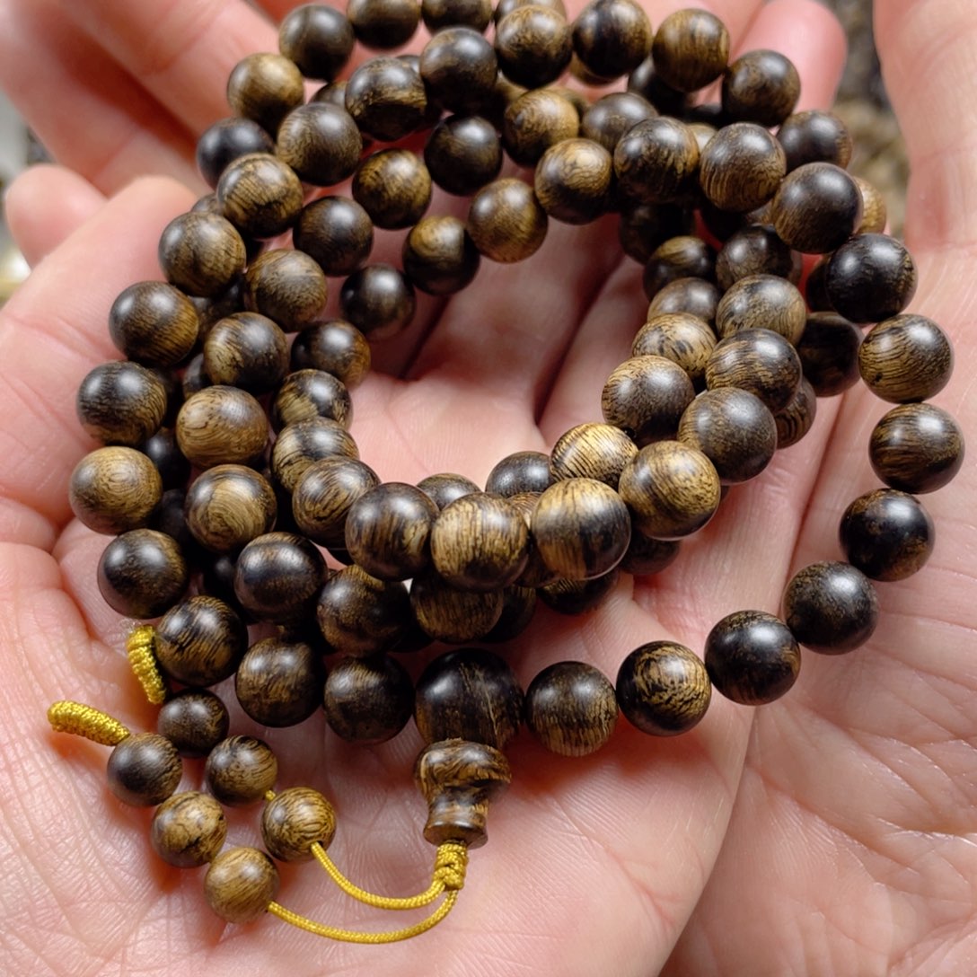 沉香手串收*匠越南芽庄老白棋玉化老料满瘤疤虎斑纹