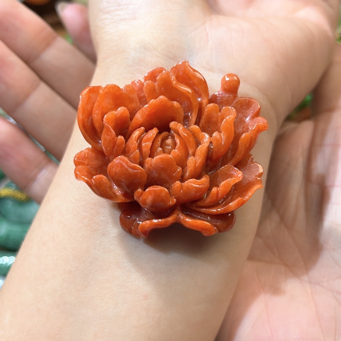翡翠未镶嵌颈饰待编织