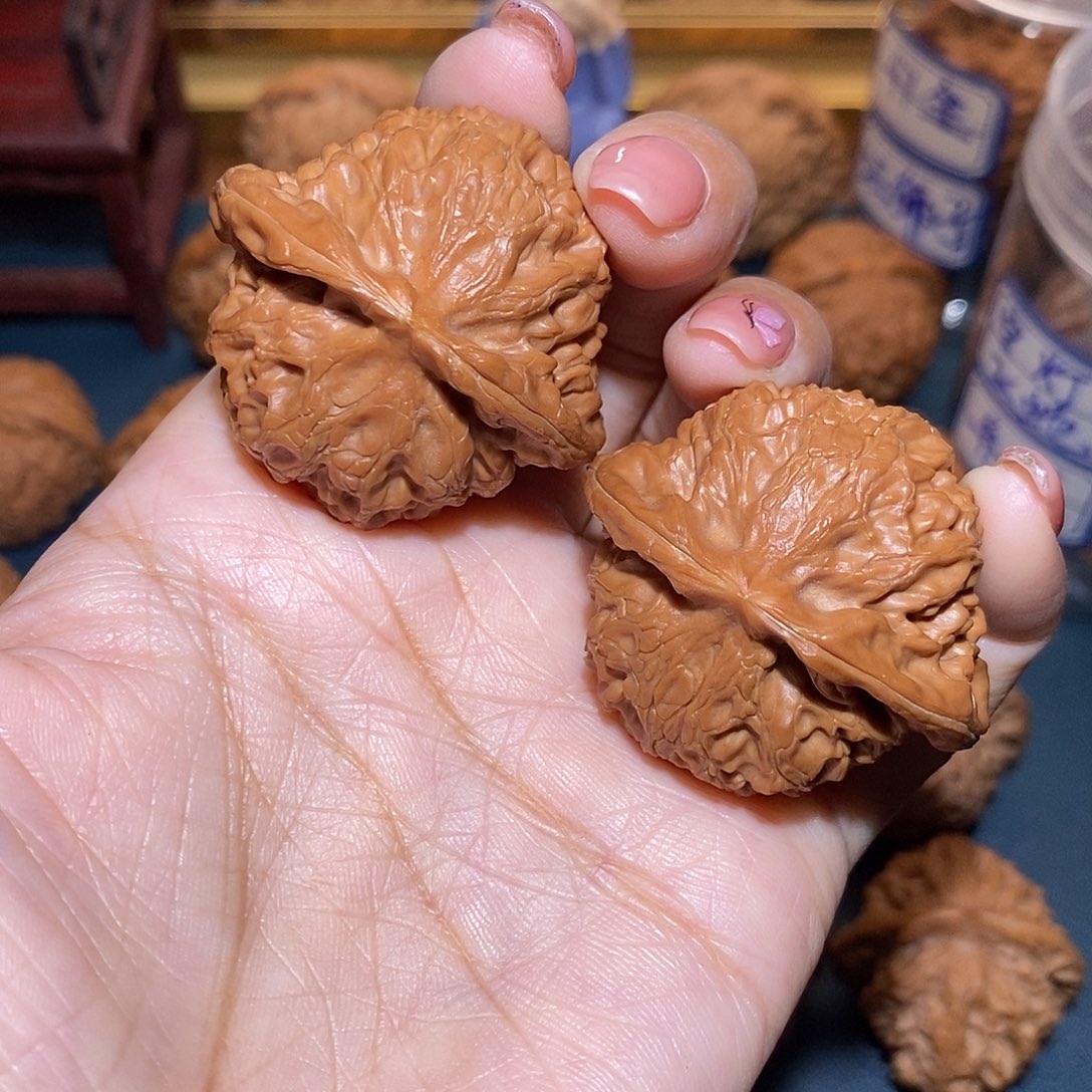 文玩核桃把件42.5宫灯