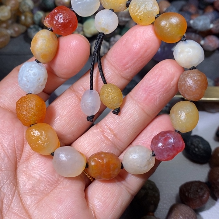 未镶嵌玛瑙/玉髓珠宝奇石