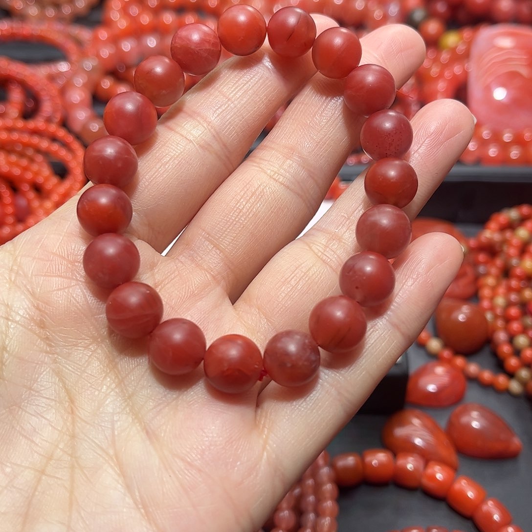 南红玛瑙手链未镶嵌