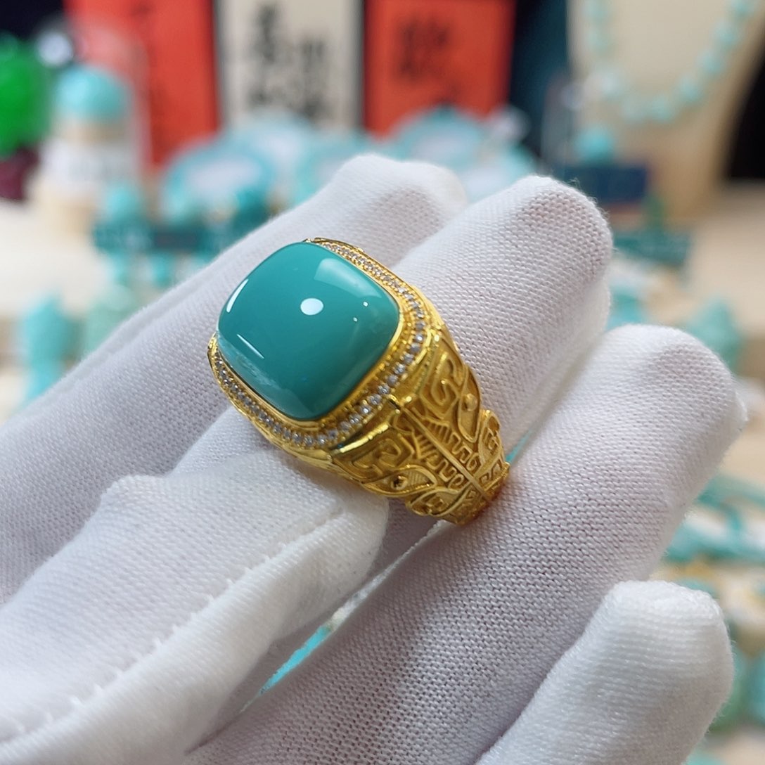 绿松石珠宝奇石18K金镶嵌