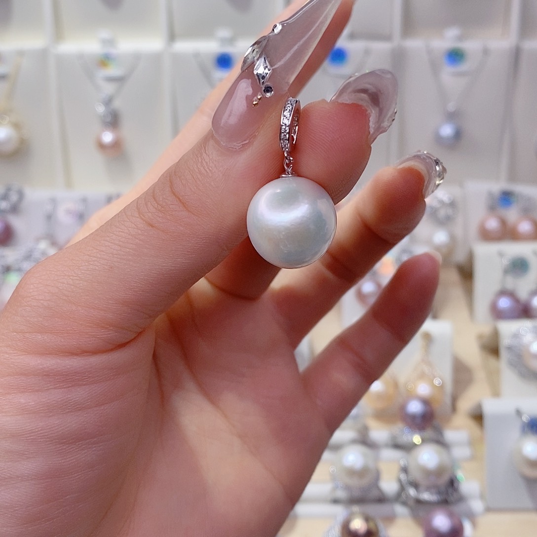 淡水珍珠银S925镶嵌吊坠(赠链)