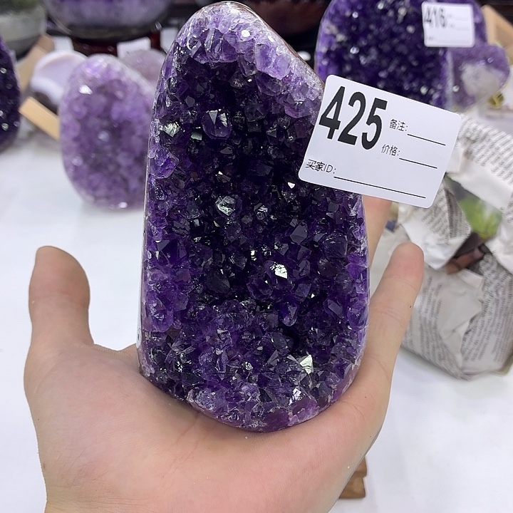 水晶大型摆件（非配饰）未镶嵌