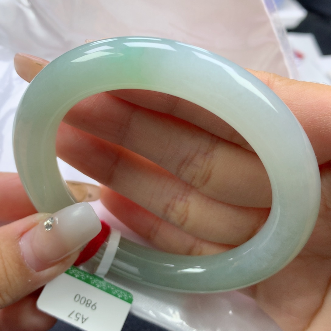 翡翠手镯未镶嵌57.8圆