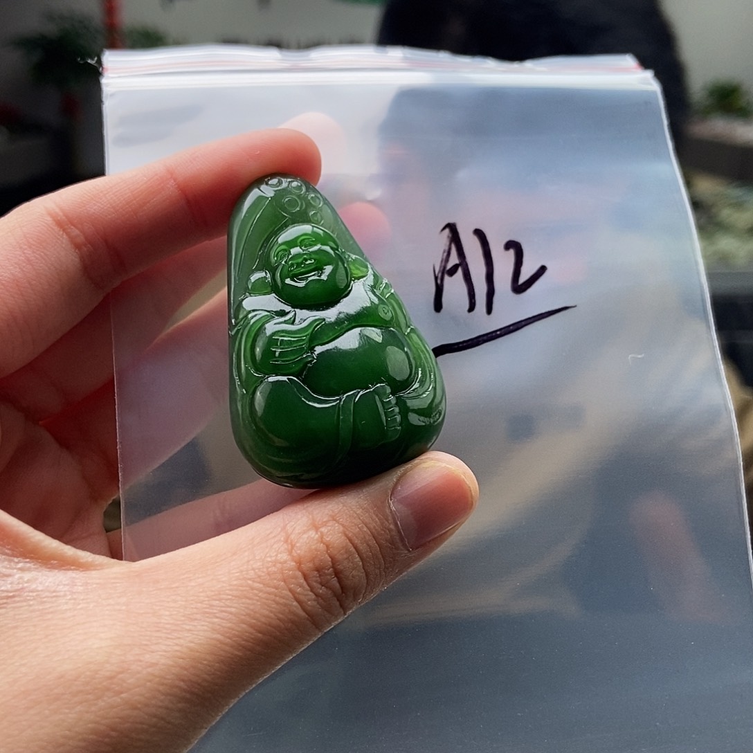 和田玉颜色多样性发拍一发一未镶嵌