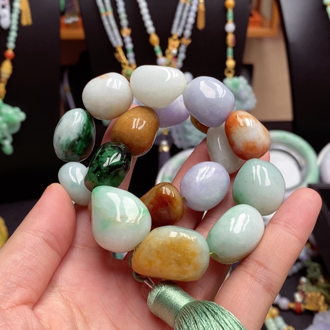 翡翠未镶嵌颈饰夜****星翡翠吊坠