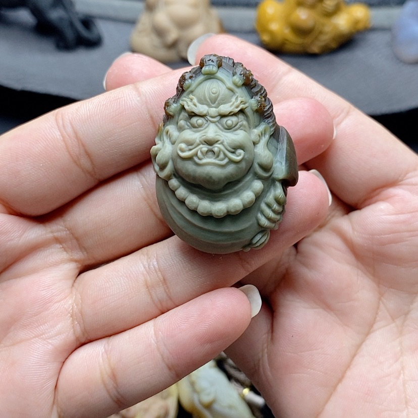 【闪购商品】定制石英质玉吊坠未镶嵌