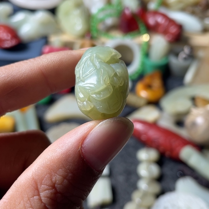 和田玉未镶嵌吊坠(不含链)