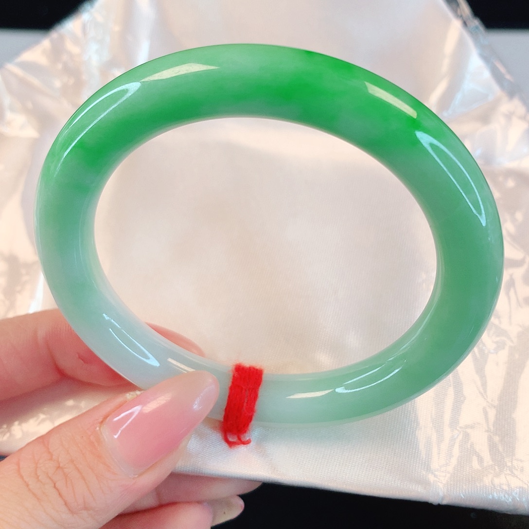 翡翠手镯未镶嵌2843翡翠