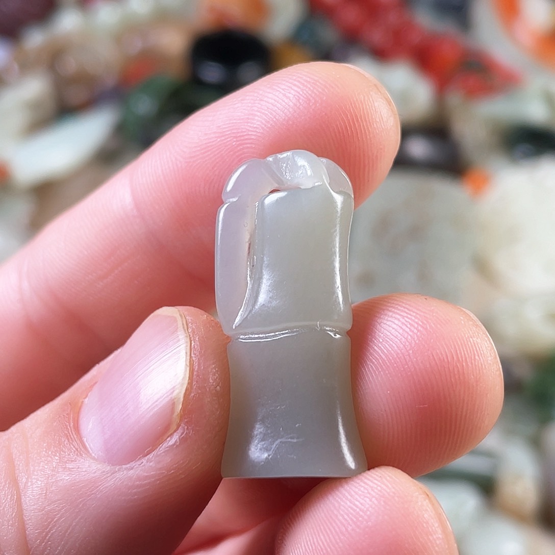 和田玉（糖玉）颈饰未镶嵌