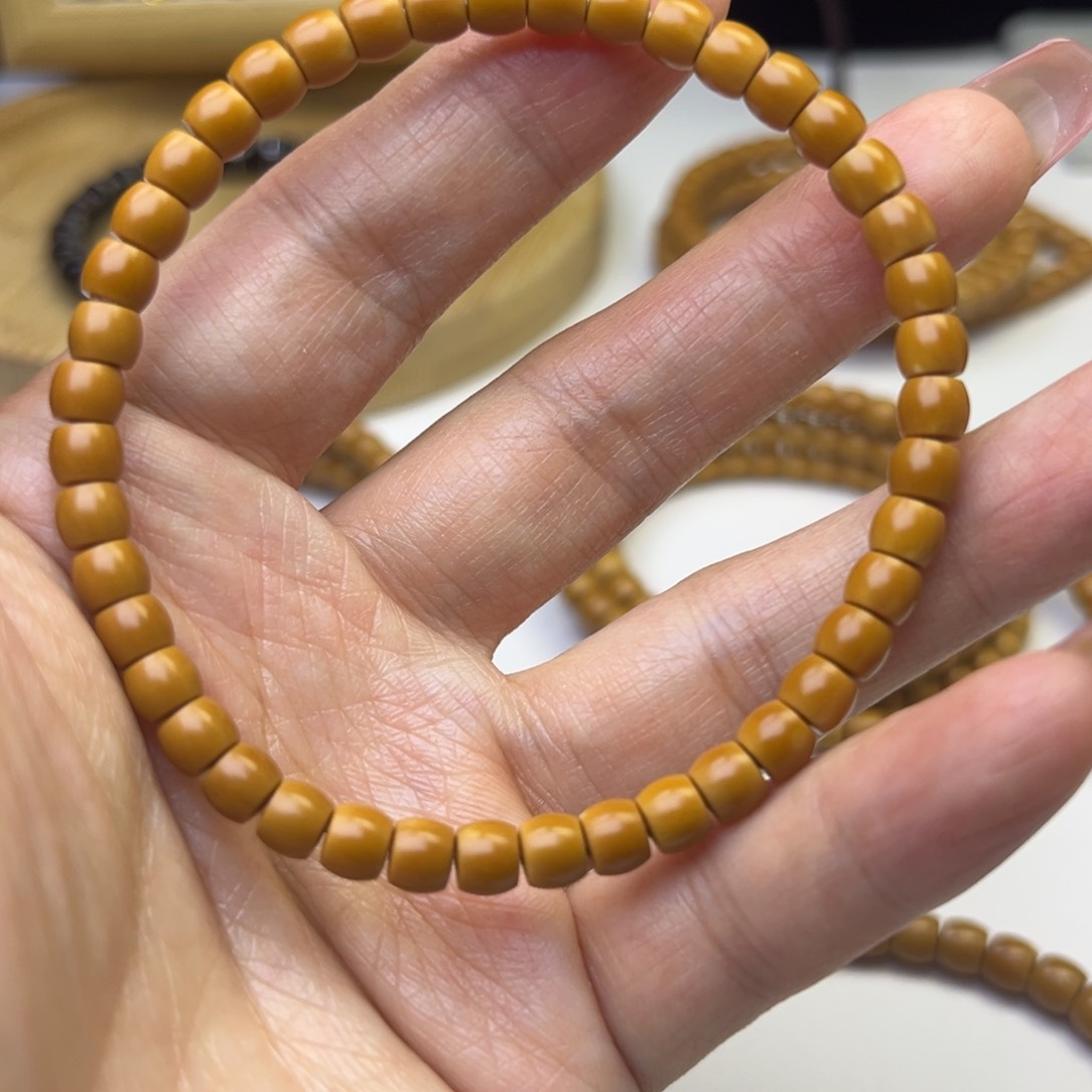 手串橄榄核核尖单圈0.53