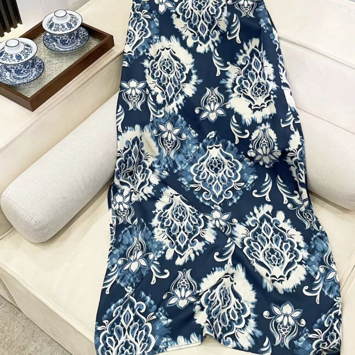 含香服饰 小众国风青花瓷花纹显瘦半身裙长裙