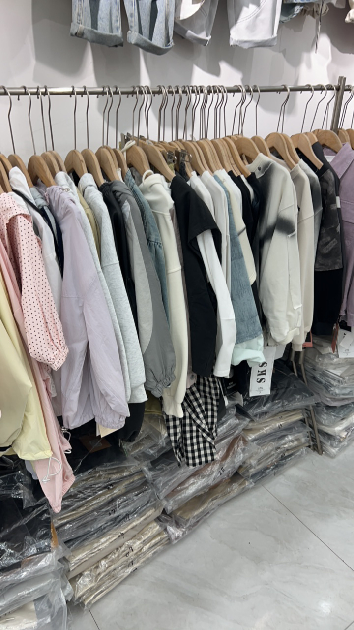 中小童休闲春款卫衣