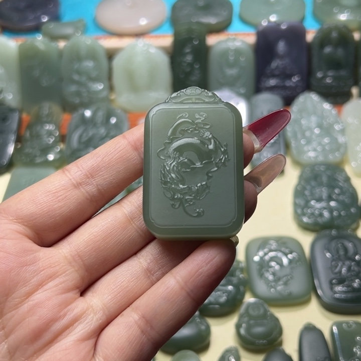 【闪购商品】和田玉颈饰未镶嵌