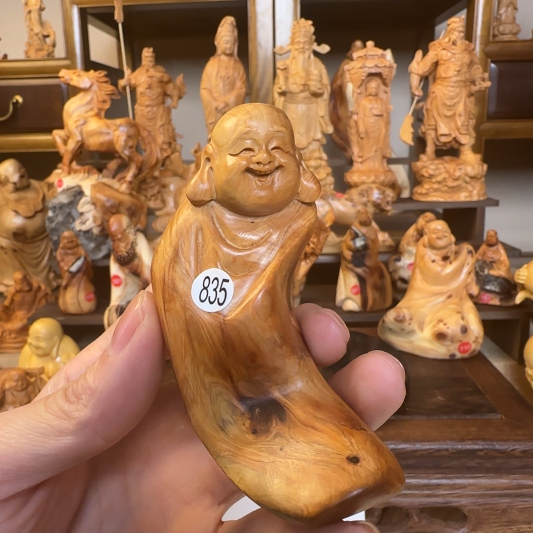 崖柏小木匠艺雕一物一拍