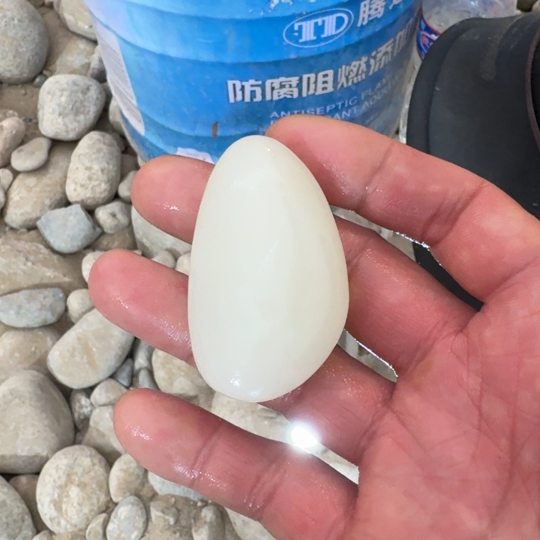精品无镶嵌小吊坠 
