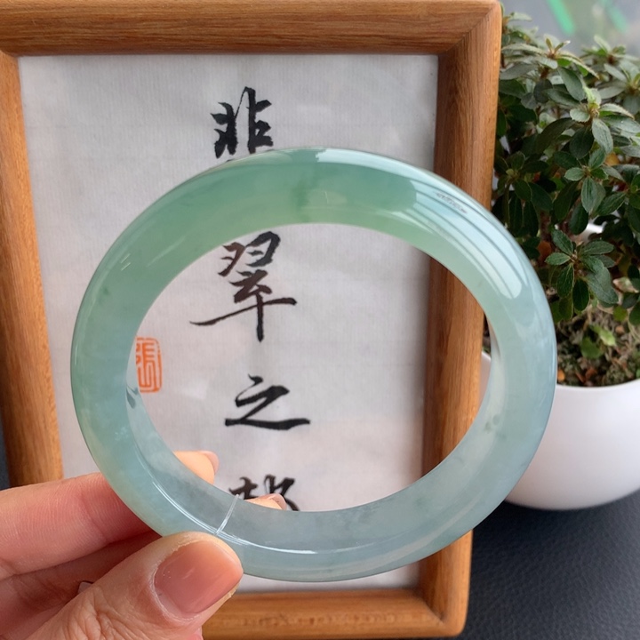 翡翠手镯未镶嵌翡翠手镯60