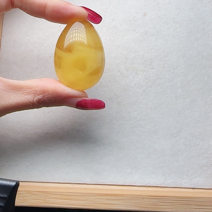 琥珀未镶嵌手链吊坠