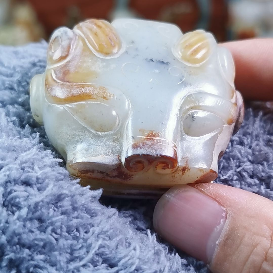 和田玉（糖玉）车挂未镶嵌喜****风